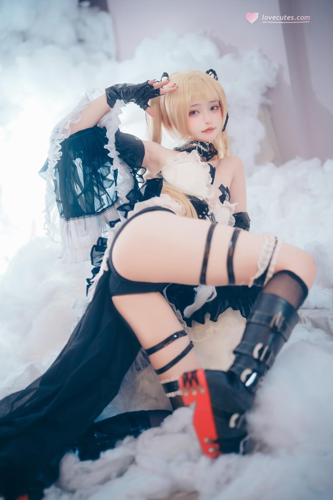 [Cosplay] Irisuare - Marie Rose trang phục dây đai đen 68P