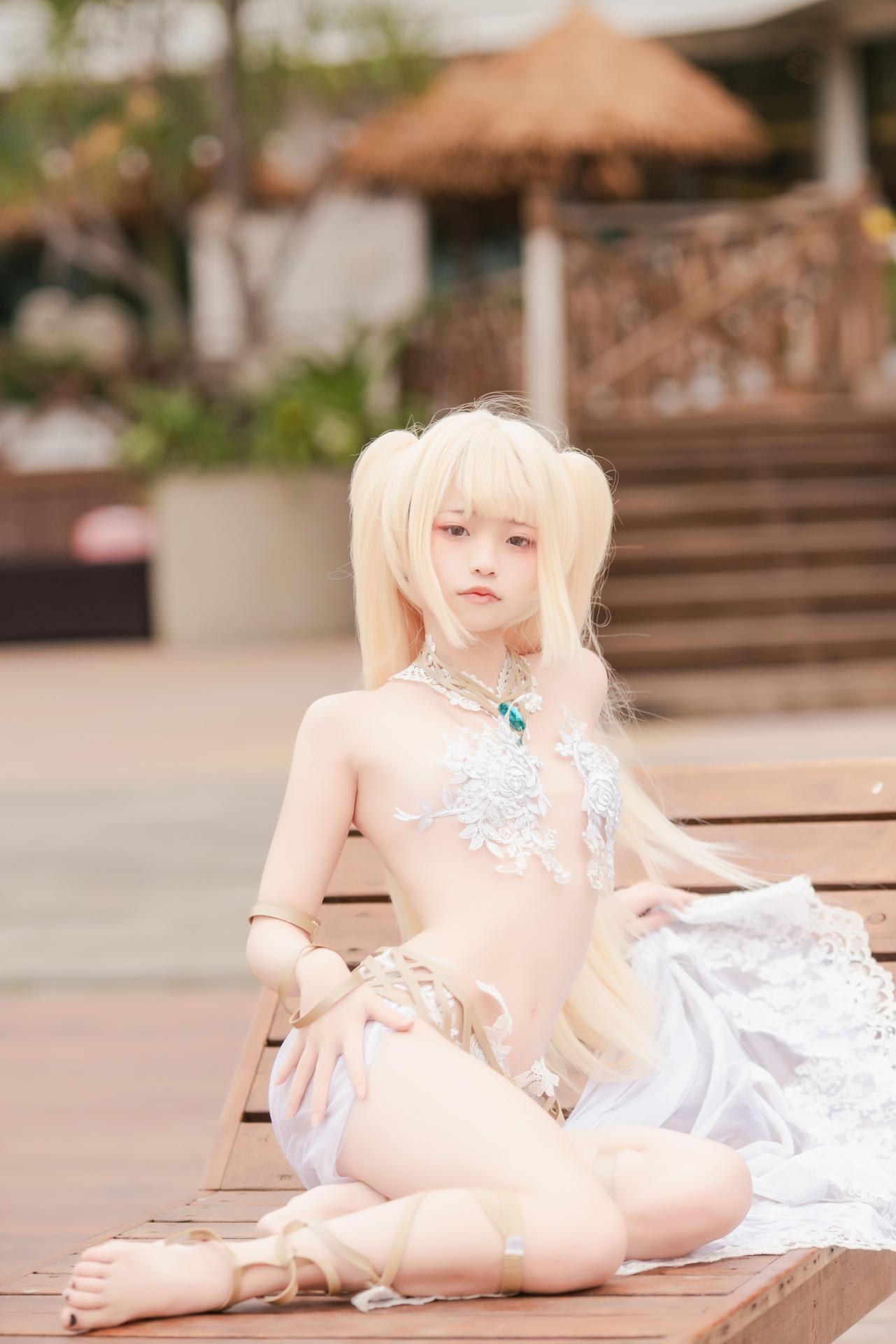 [Cosplay] Irisuare - Marie Rose trang phục dây đai đen 68P