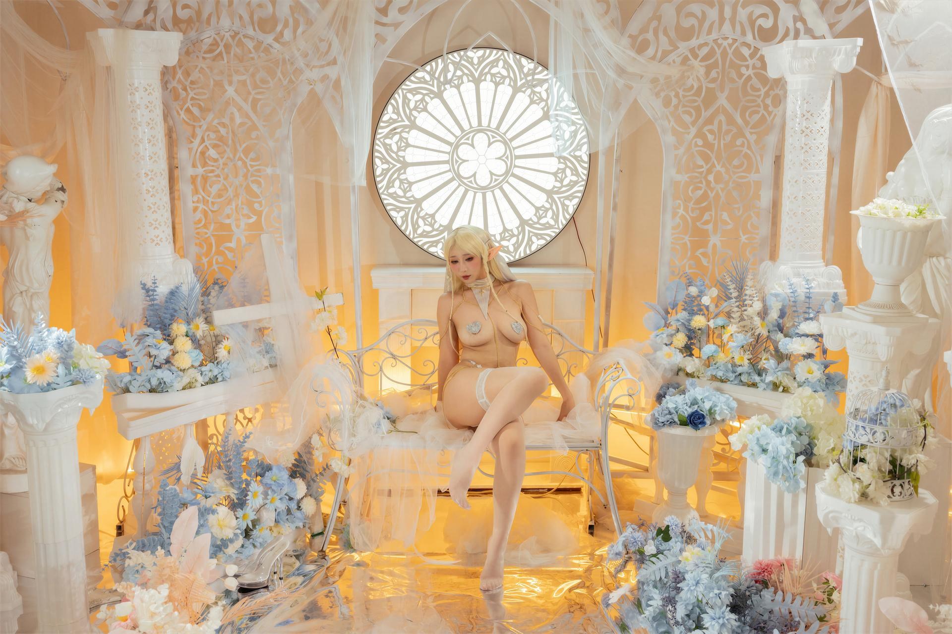 [Cosplay] Yunxixi & Naitaotao - Language of Light Sheer White Gown Nude Stockings 80P1V