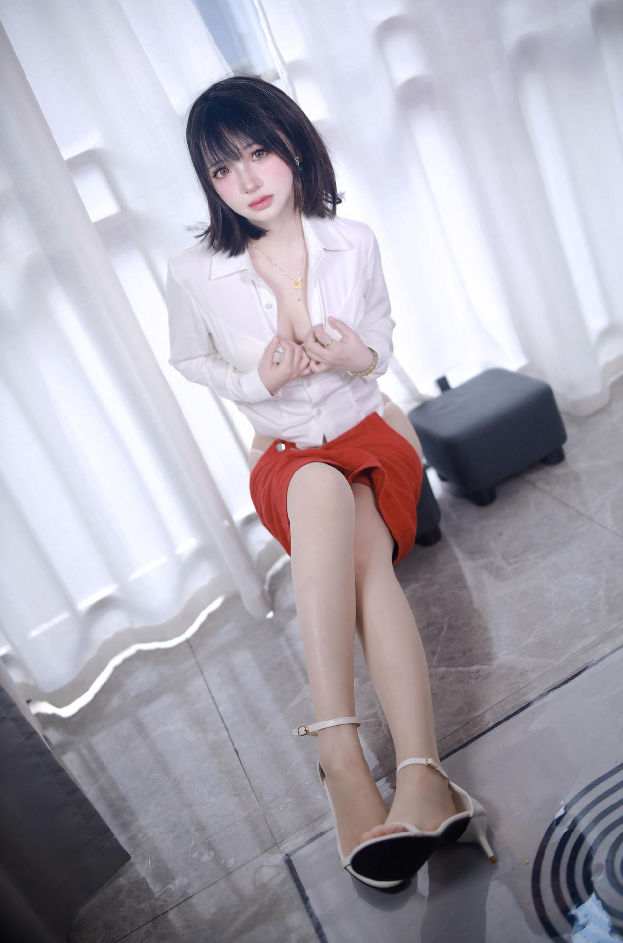 [cosplay] 疯猫ss - 2025年09月会员訂閱合集角色還原美腿大尺度 68P