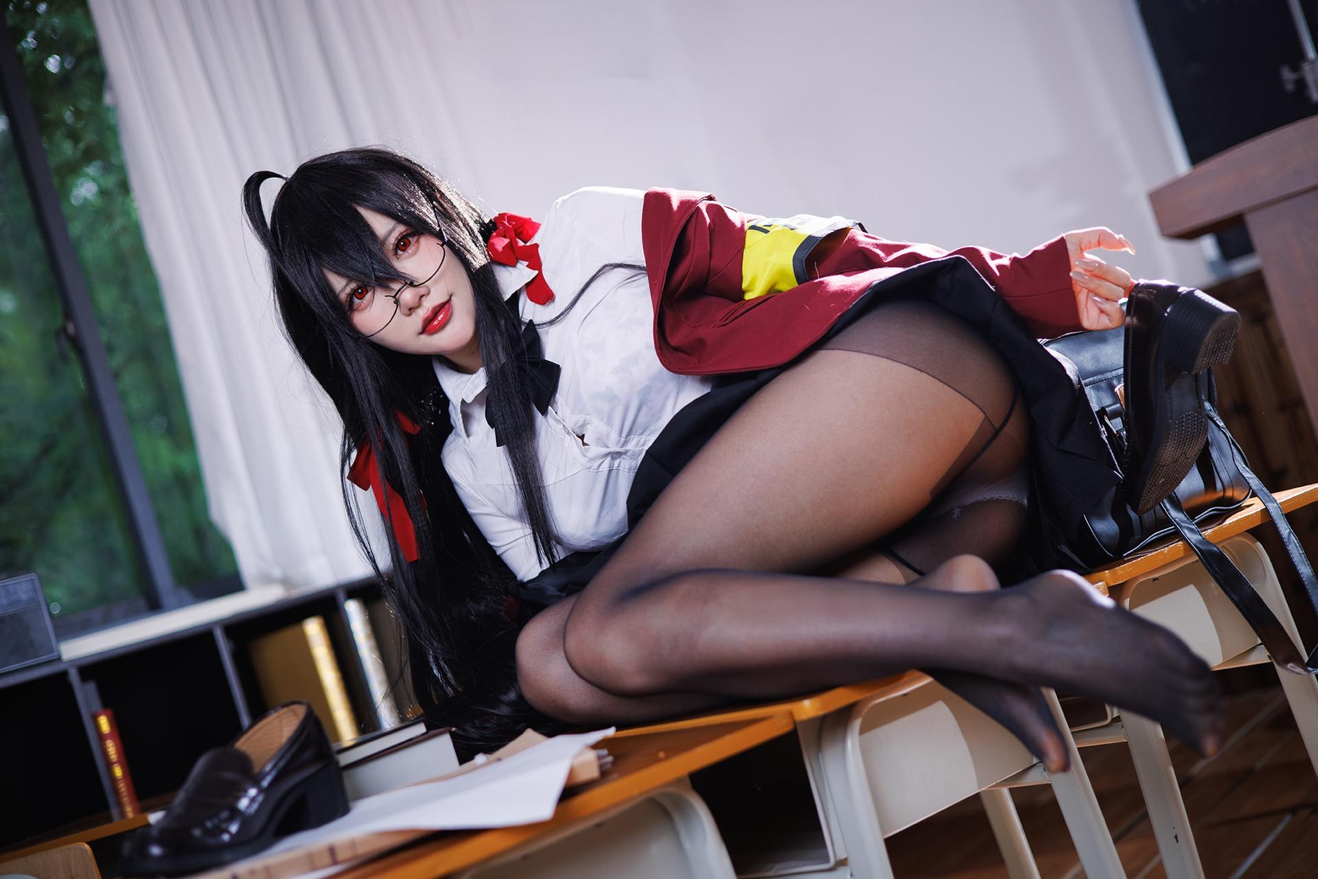 [Cosplay] Shiyi Zhi Xiongzai Ma - Taihou JK classroom 50P
