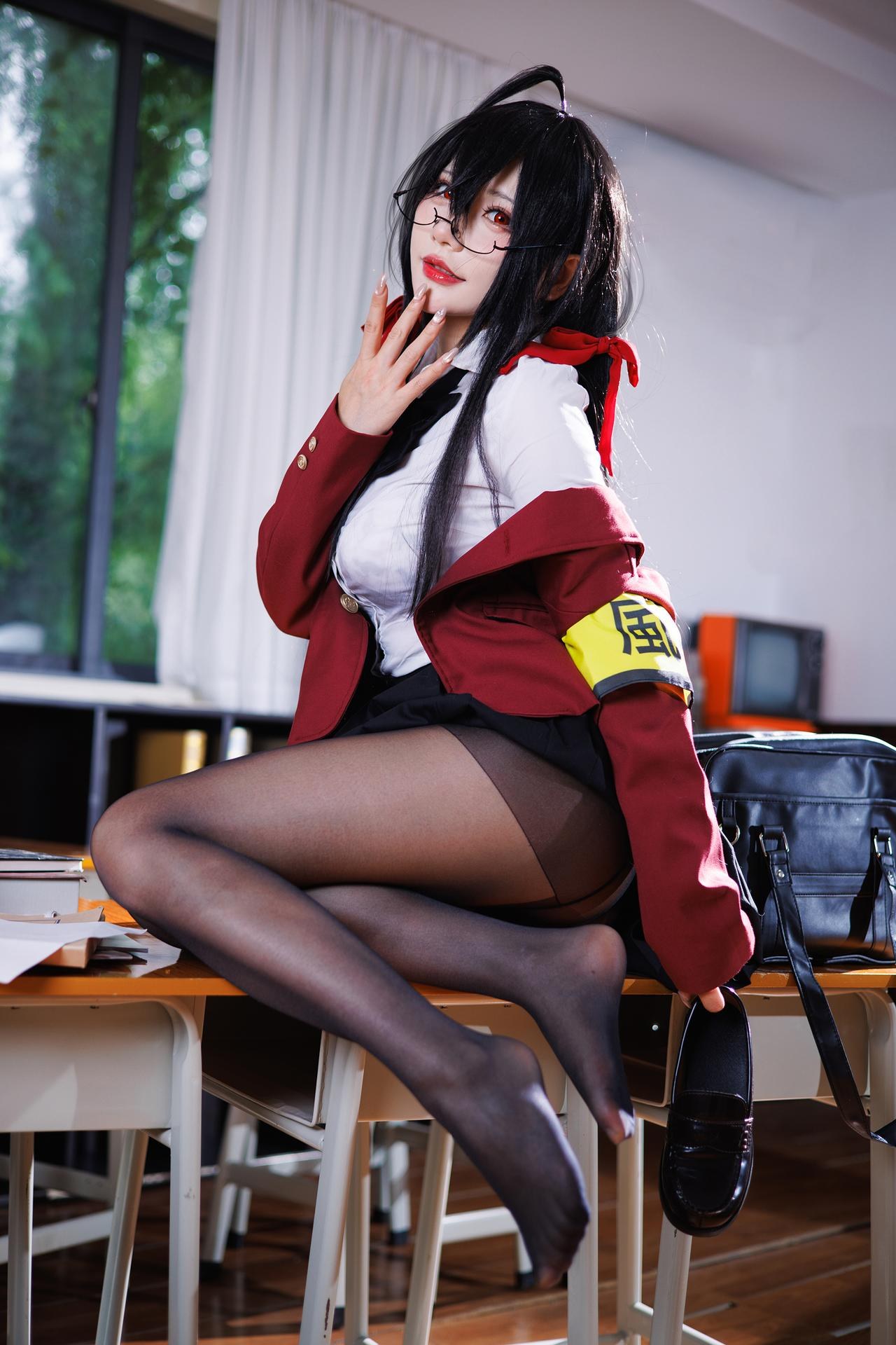 [Cosplay] Shiyi Zhi Xiongzai Ma - Taihou JK classroom 50P