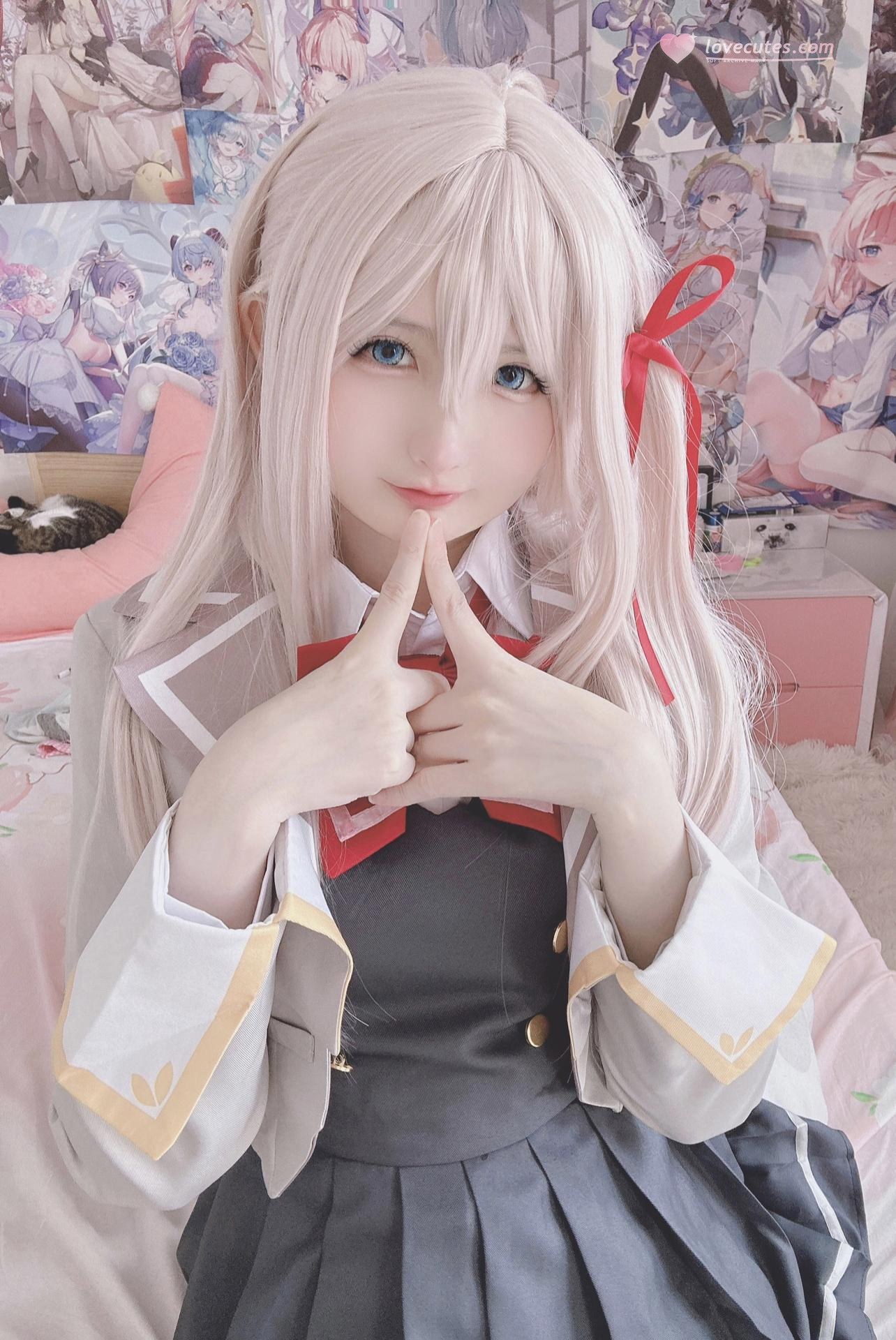 [cosplay] 習呆呆 - 阿莉娅：翘臀白絲露穴大尺度角色還原 20P2V