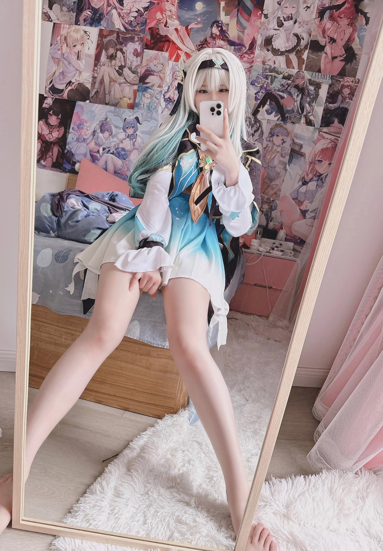 [cosplay] 習呆呆 - 流萤：白絲翘臀蕾絲內衣大尺度角色還原 20P1V