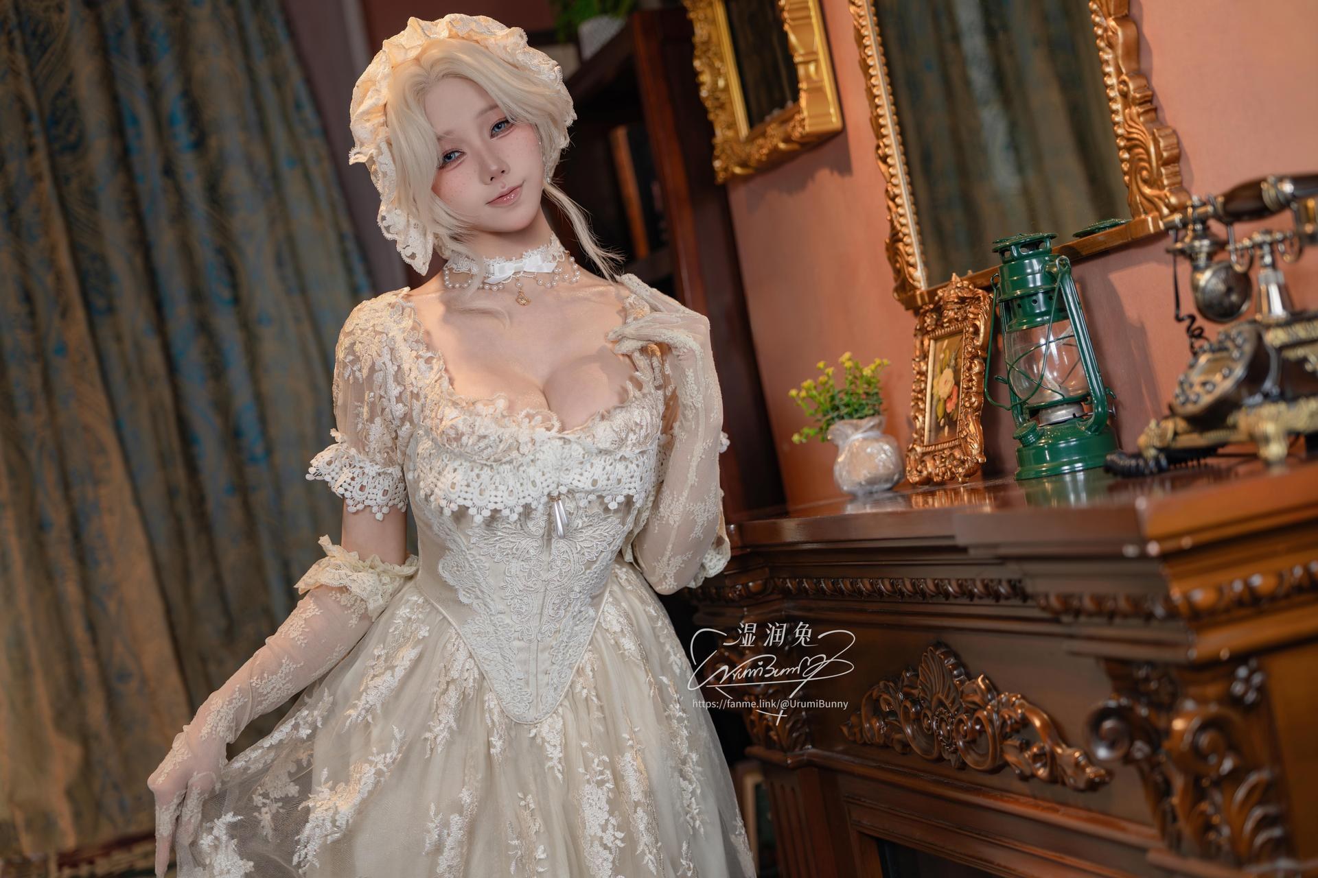 [cosplay] 黏黏团子兔 - 2026年06月作品 大小姐的思春期：角色還原美腿大尺度 108P3V