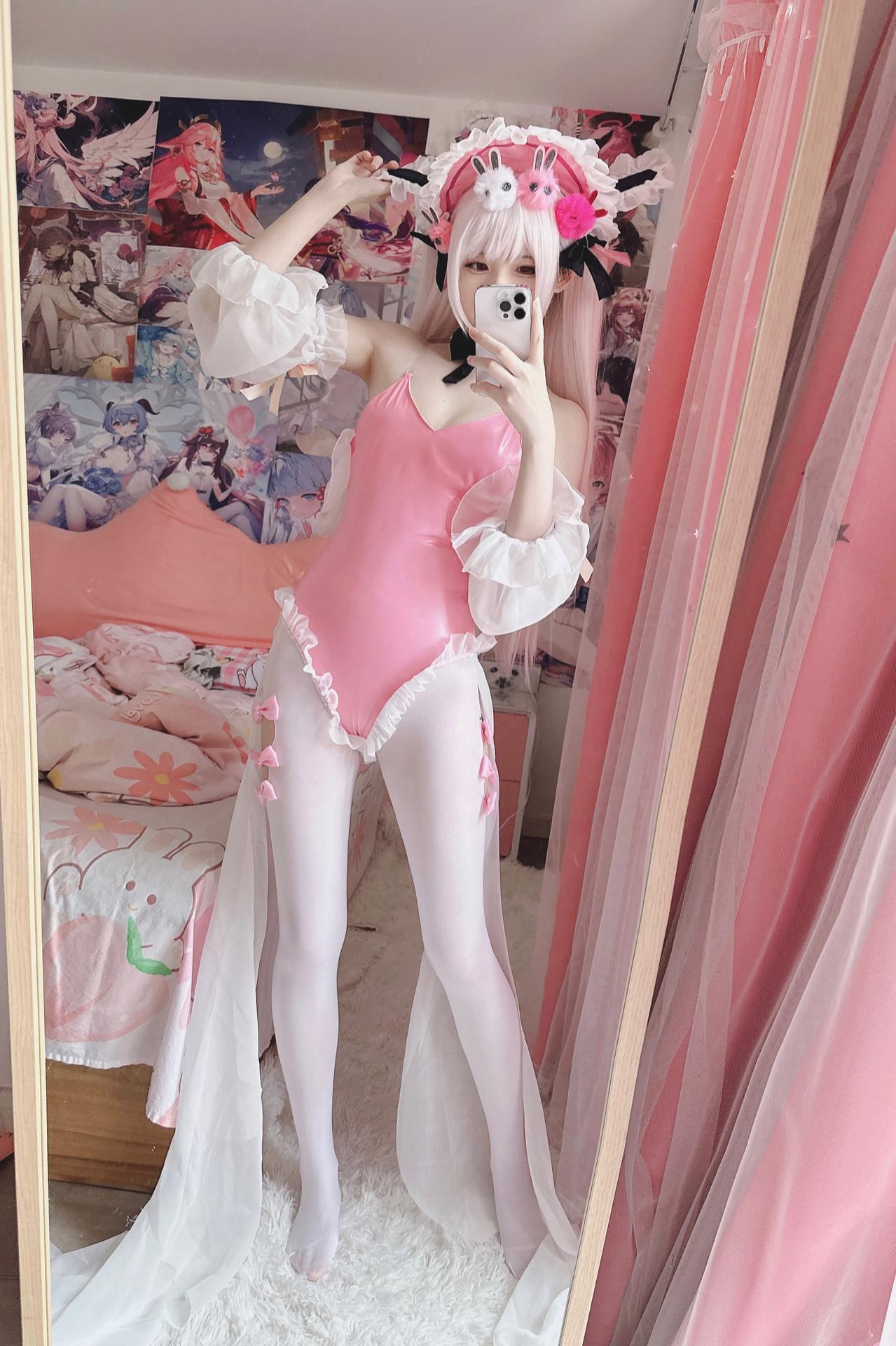 [cosplay] 習呆呆 - 哈尔福德：白絲美胸大尺度角色還原 20P2V