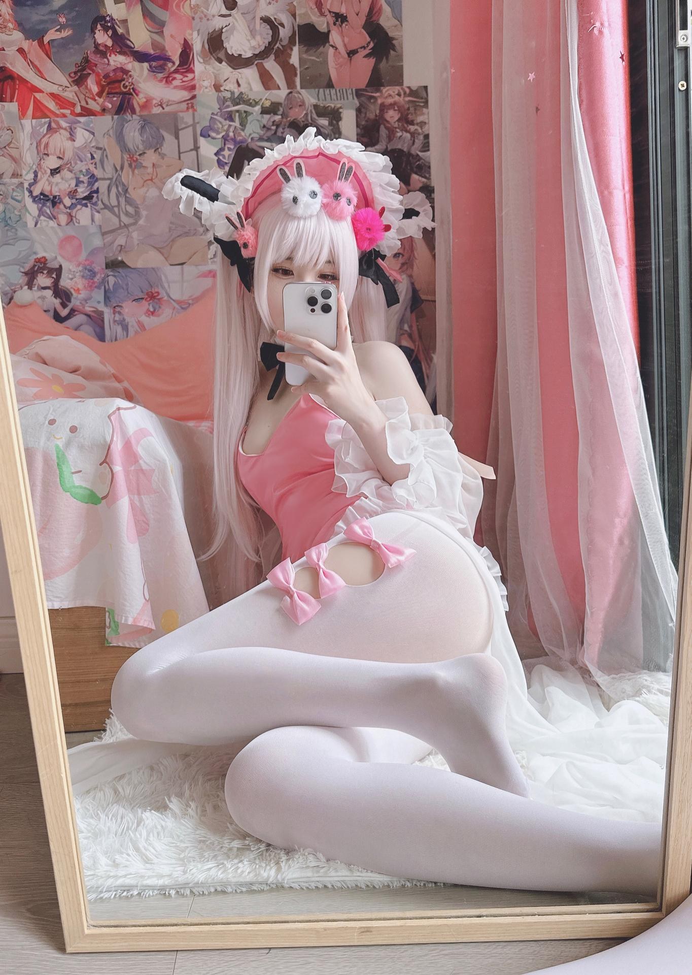 [cosplay] 習呆呆 - 哈尔福德：白絲美胸大尺度角色還原 20P2V