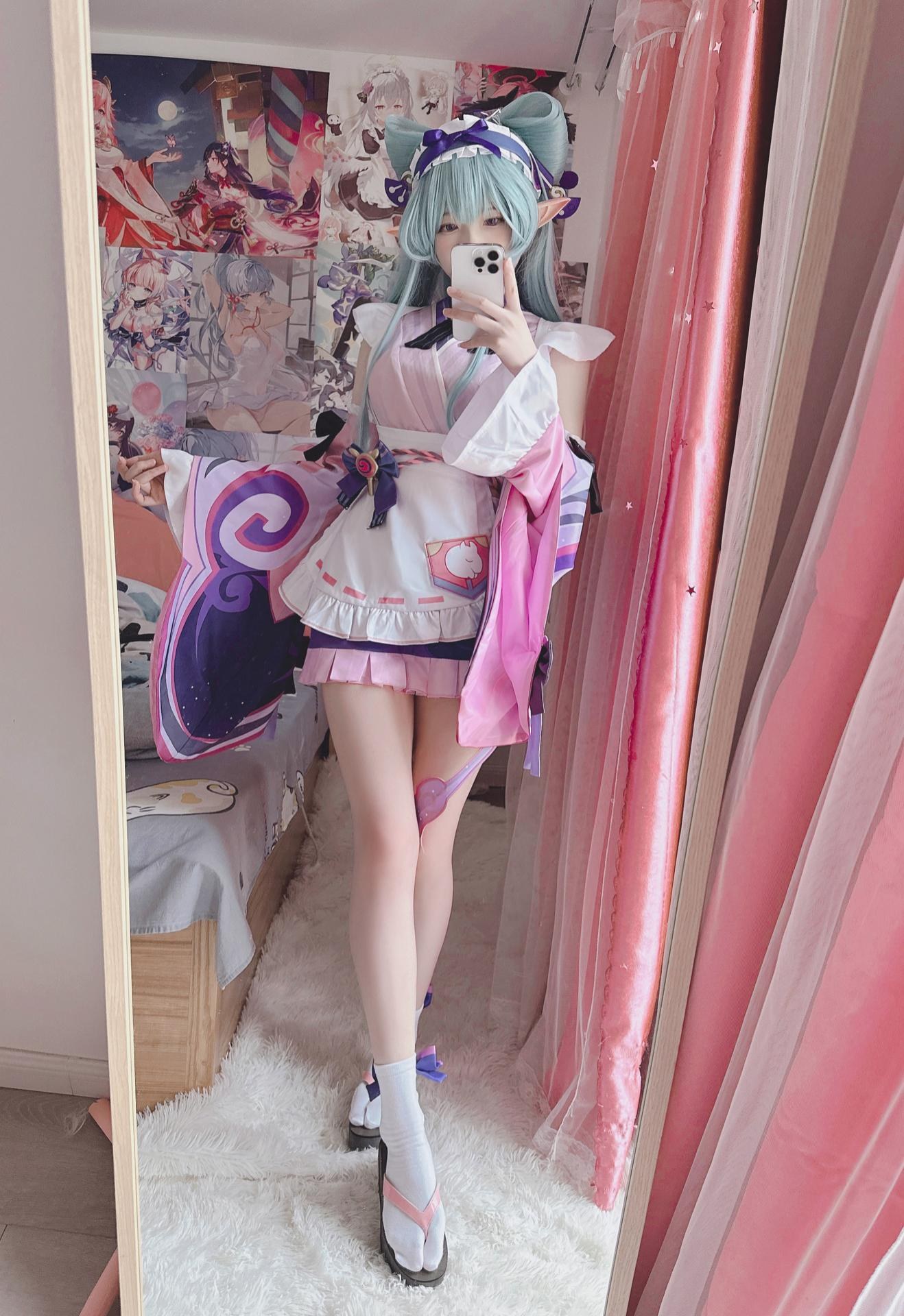 [cosplay] 習呆呆 - 夢見月瑞希：翘臀大尺度露點角色還原 16P2V