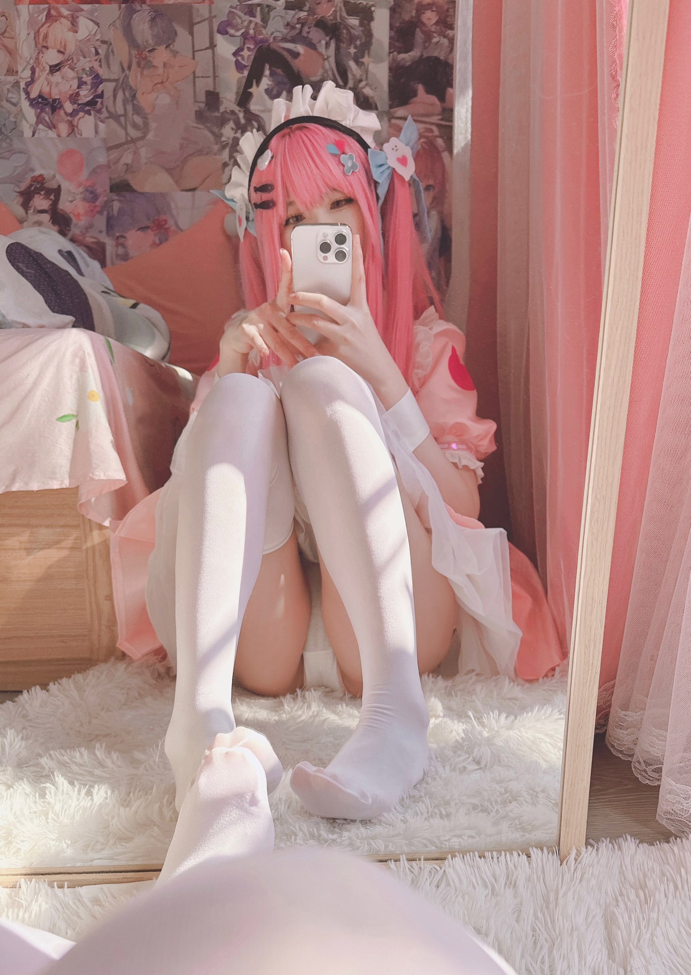 [cosplay] 習呆呆 - 咲奈：女仆貓耳翘臀大尺度角色還原 20P3G1V