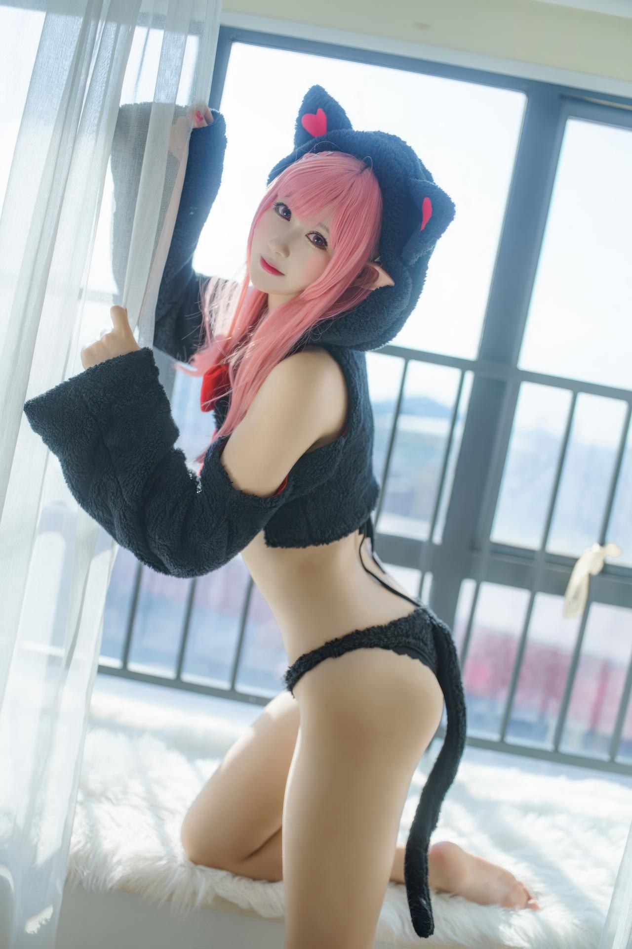 [Cosplay] Hanyu Sanwei - pink-haired gift cat 26P