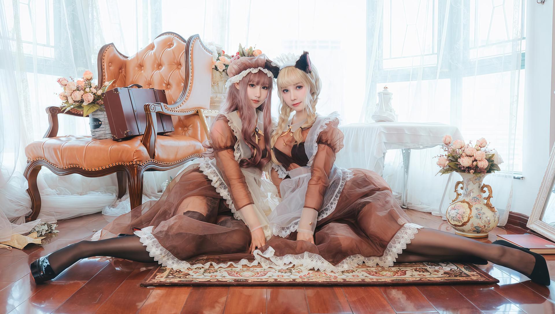 [cosplay] 羽生三未 & 一千只猫薄荷 - 透明女僕：角色還原美腿大尺度 32P
