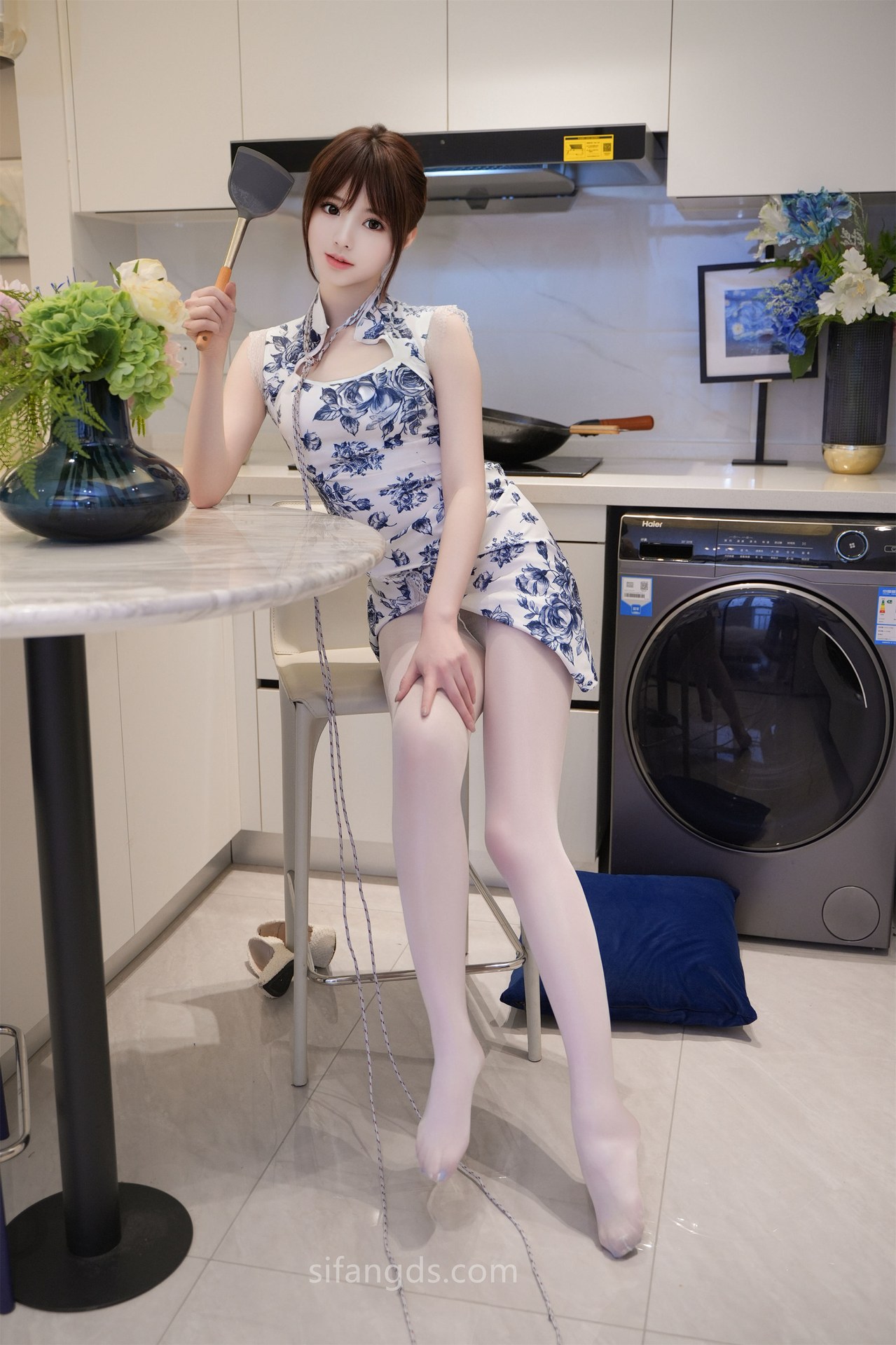 [Model] Meng Ling Er - 시우런 치파오 흰 스타킹 화보 114P5G1V