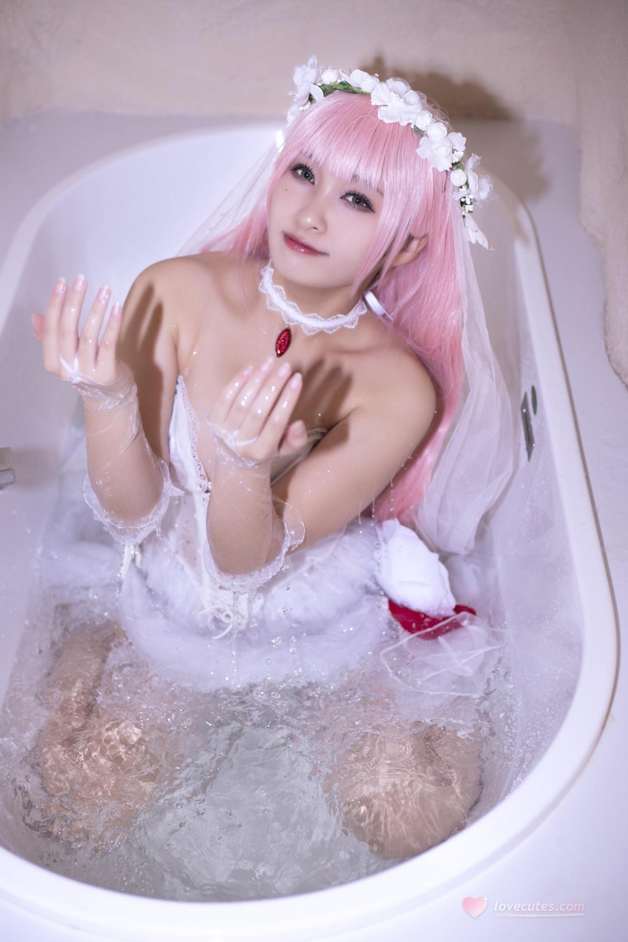 [Cosplay] LoLiSAMA - Zero Two bridal dress 63P