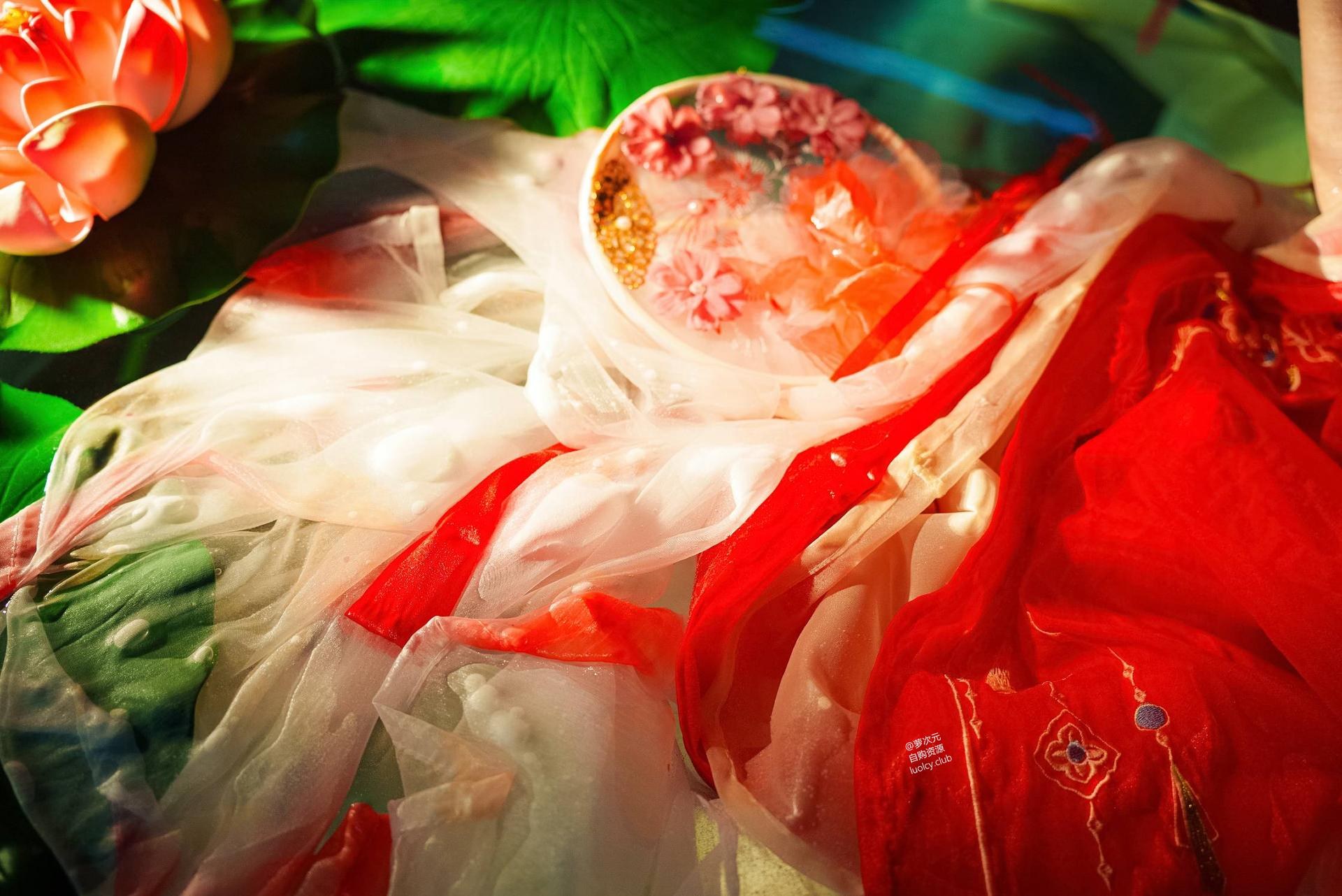 [Cosplay] Raku - Red Dragon Princess pool set 59P1V