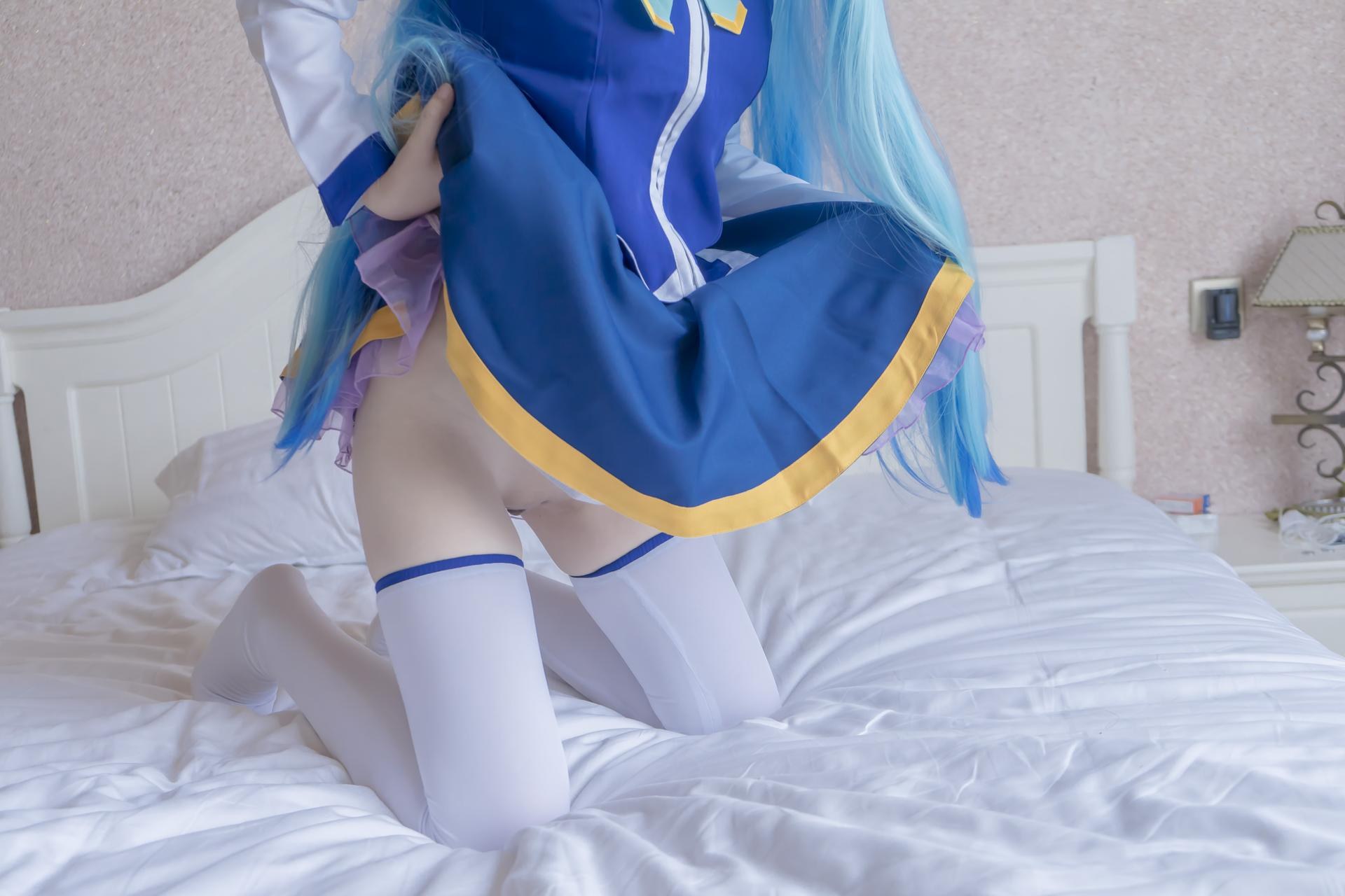 [コスプレ] Shaonv Yinghua - Aqua: 大胆な構成 露出表現 ヒップライン 写真集 80P
