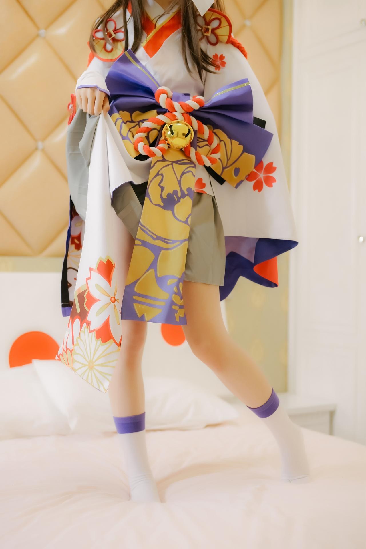 [cosplay] 少女映画 - 阴阳师 雪女：翘臀露穴学生装大尺度角色还原 96P