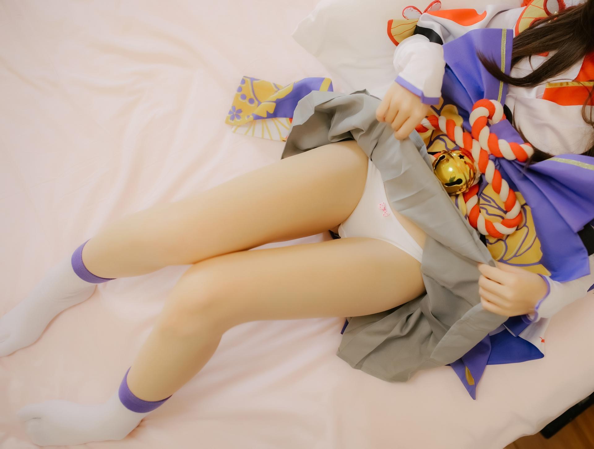 [コスプレ] Shaonv Yinghua - Onmyoji Yuki Onna: 大胆な構成 露出表現 ヒップライン 写真集 96P