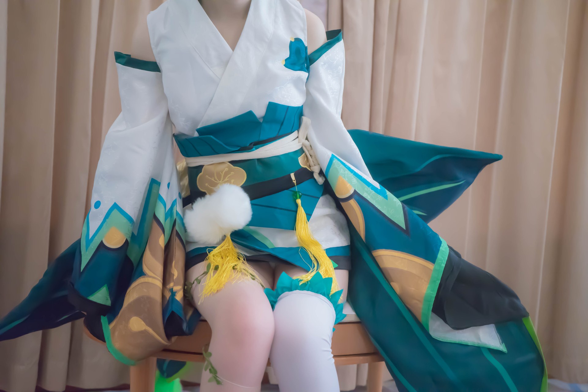[cosplay] 少女映画 - 阴阳师 萤草：翘臀白丝露穴大尺度角色还原 91P1V
