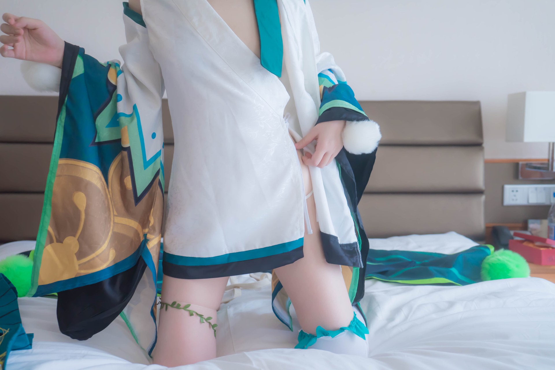 [Cosplay] Shaonv Yinghua - Onmyoji Hotarugusa: adult styling topless details curvy hips photo set 91P1V