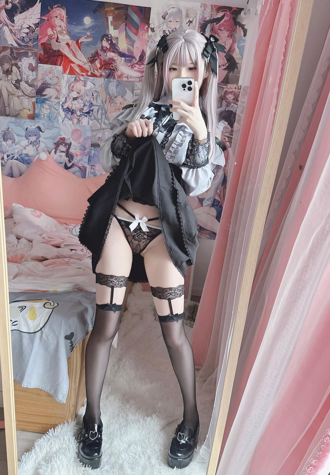 [私房] 習呆呆 - 私服主題：黑絲翘臀露穴私房寫真 20P2V
