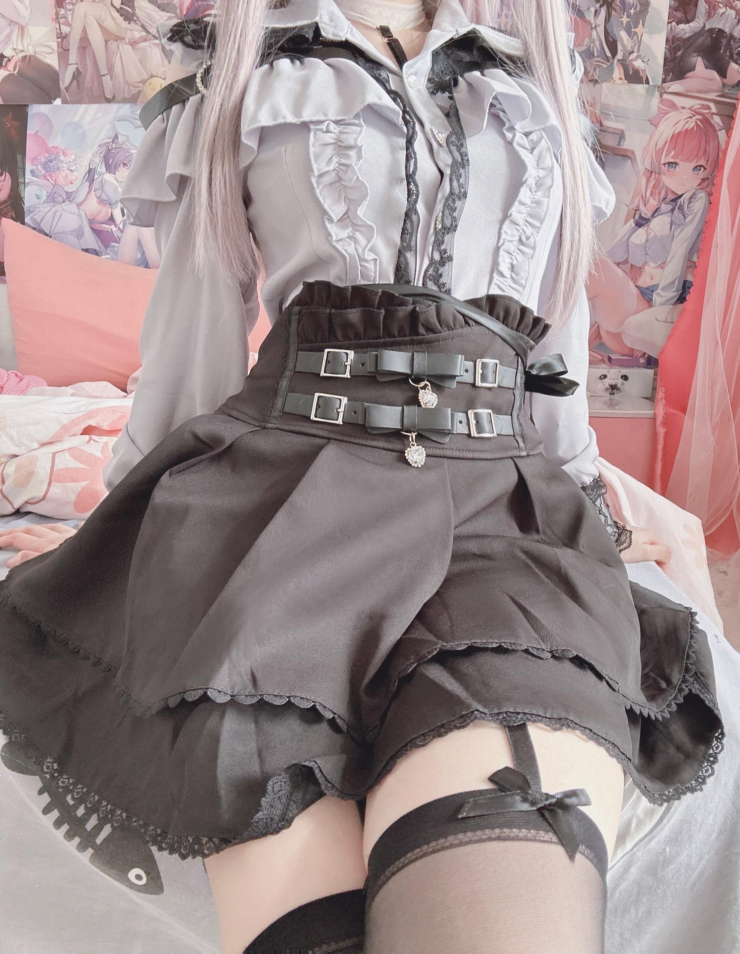[私房] 習呆呆 - 私服主題：黑絲翘臀露穴私房寫真 20P2V
