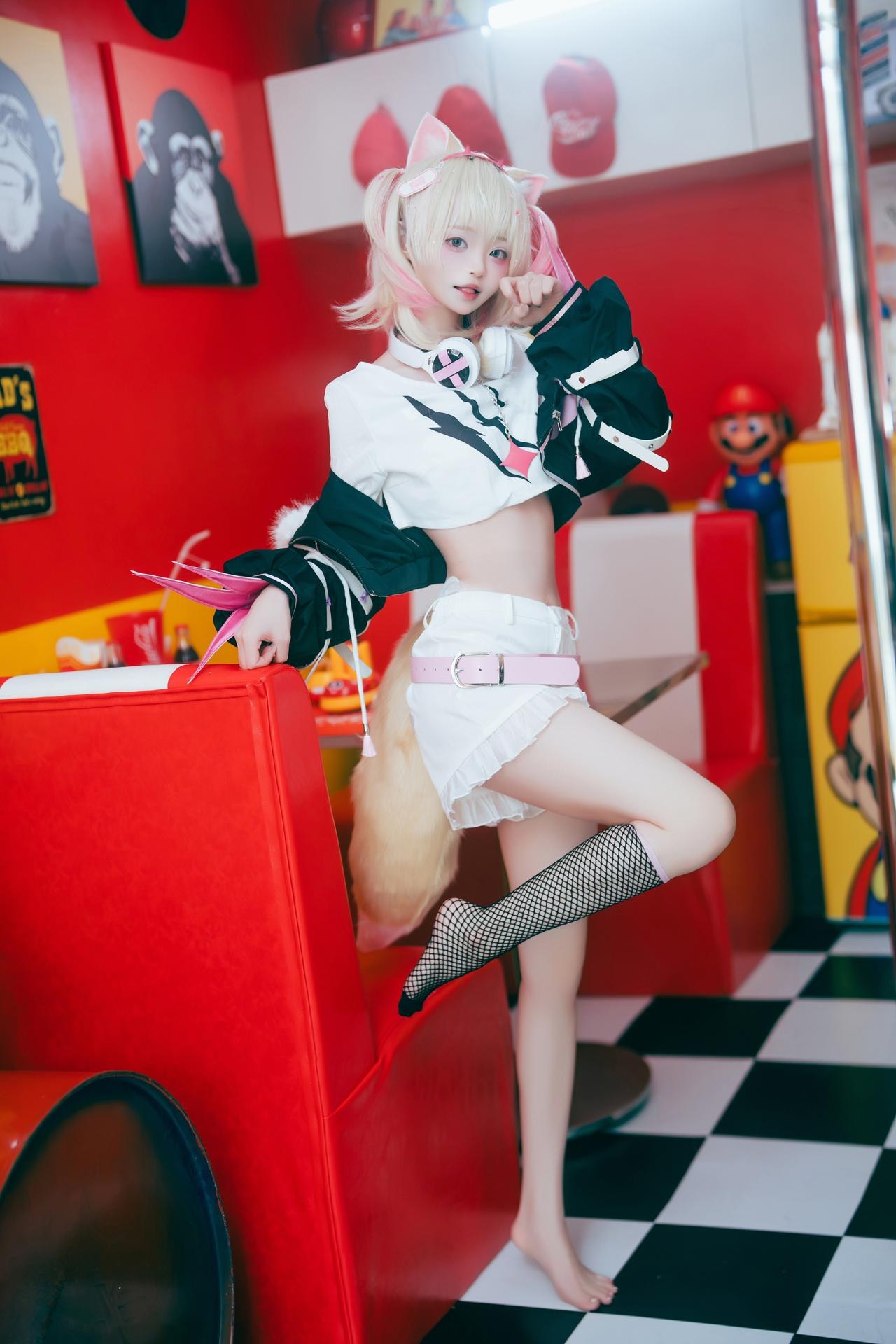[Cosplay] Irisuare( - Red White Kemonomimi Video 23P1V