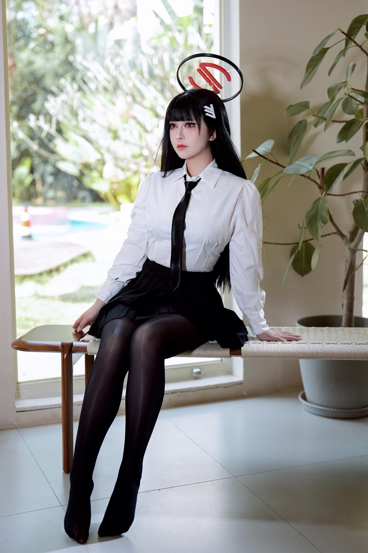 [cosplay] 半半子 - 蔚藍檔案 調月莉音：竞泳美腿大尺度 64P5V