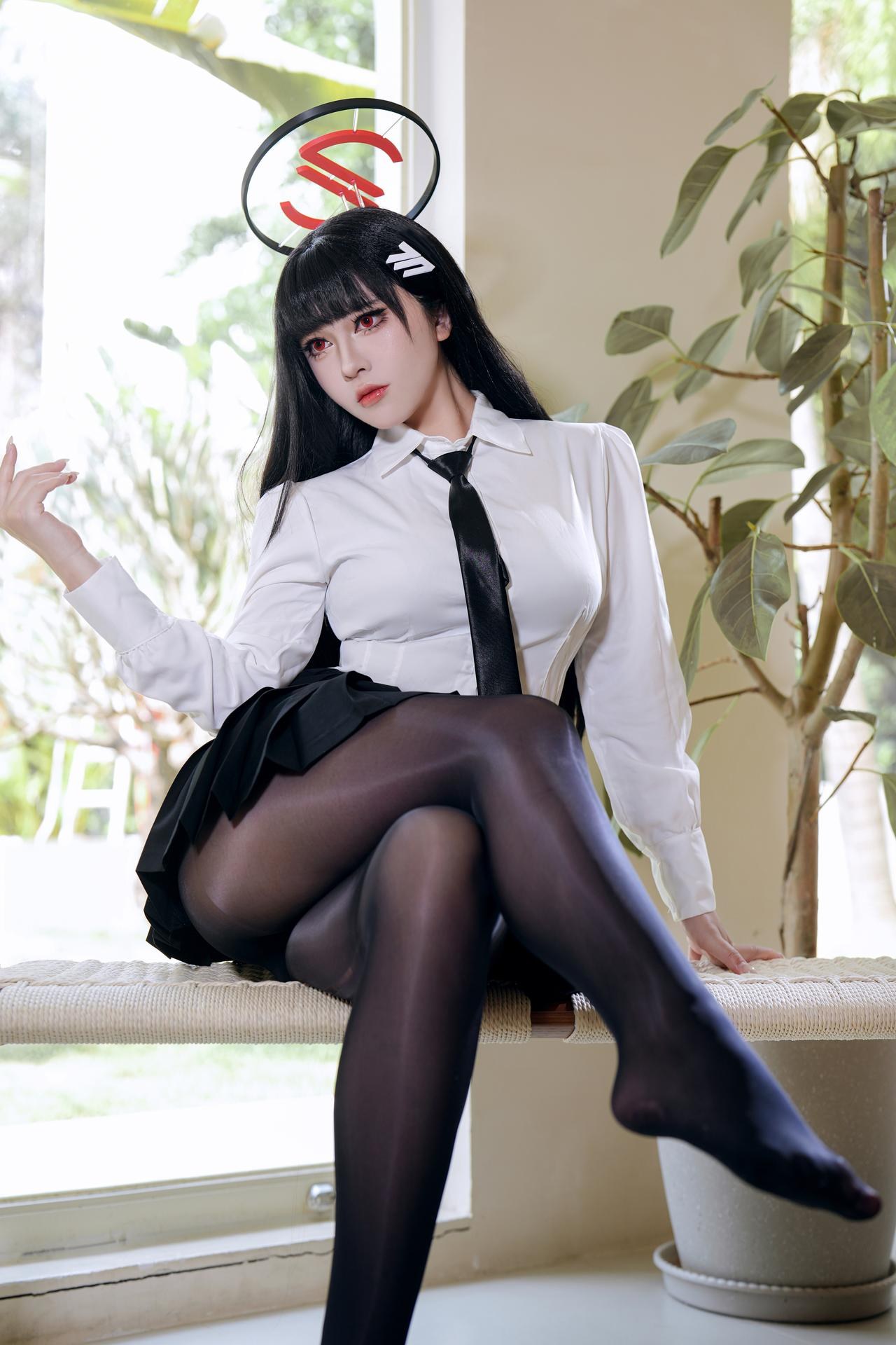 [cosplay] 半半子 - 蔚藍檔案 調月莉音：竞泳美腿大尺度 64P5V