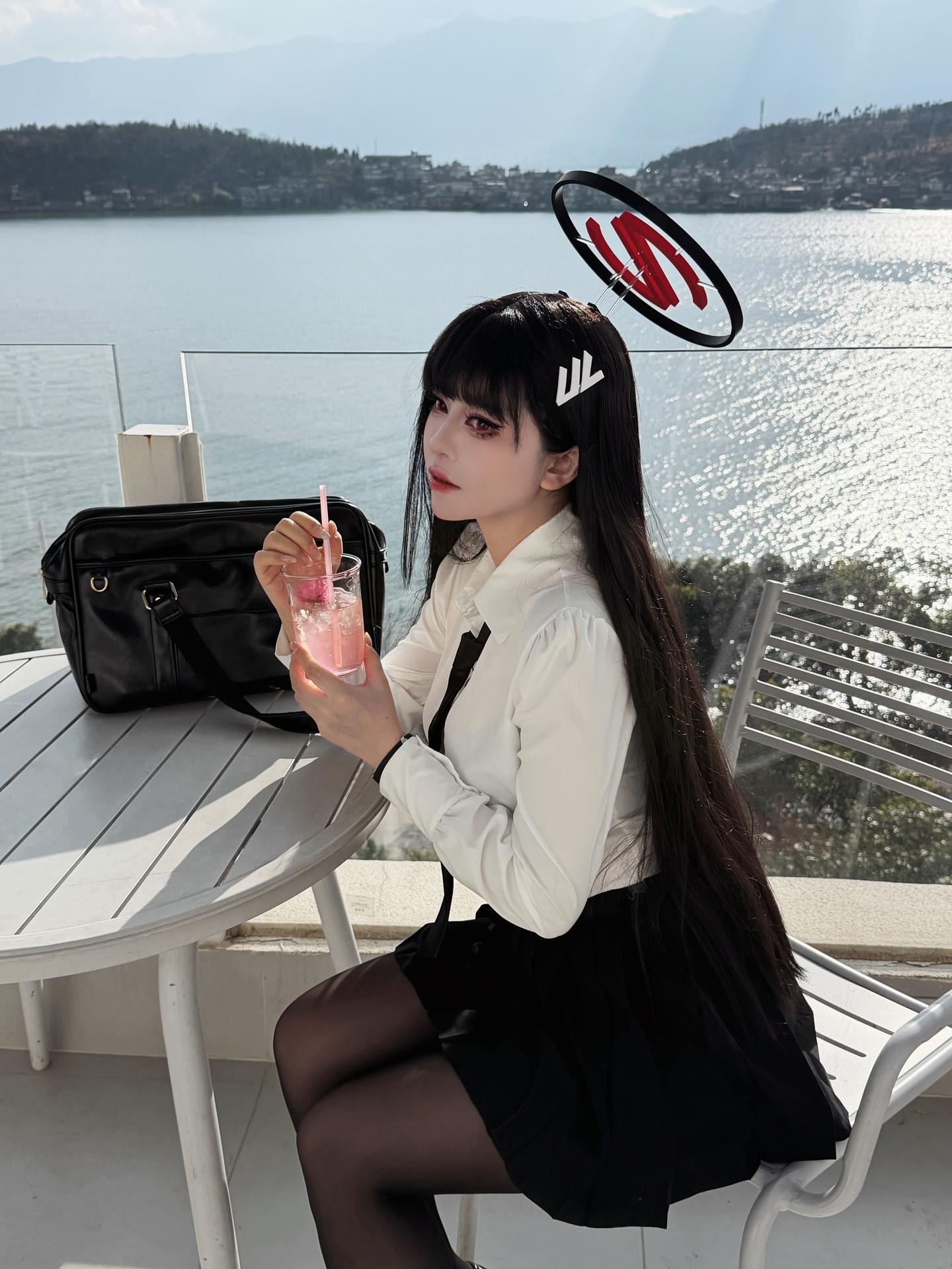 [cosplay] 半半子 - 蔚藍檔案 調月莉音：竞泳美腿大尺度 64P5V