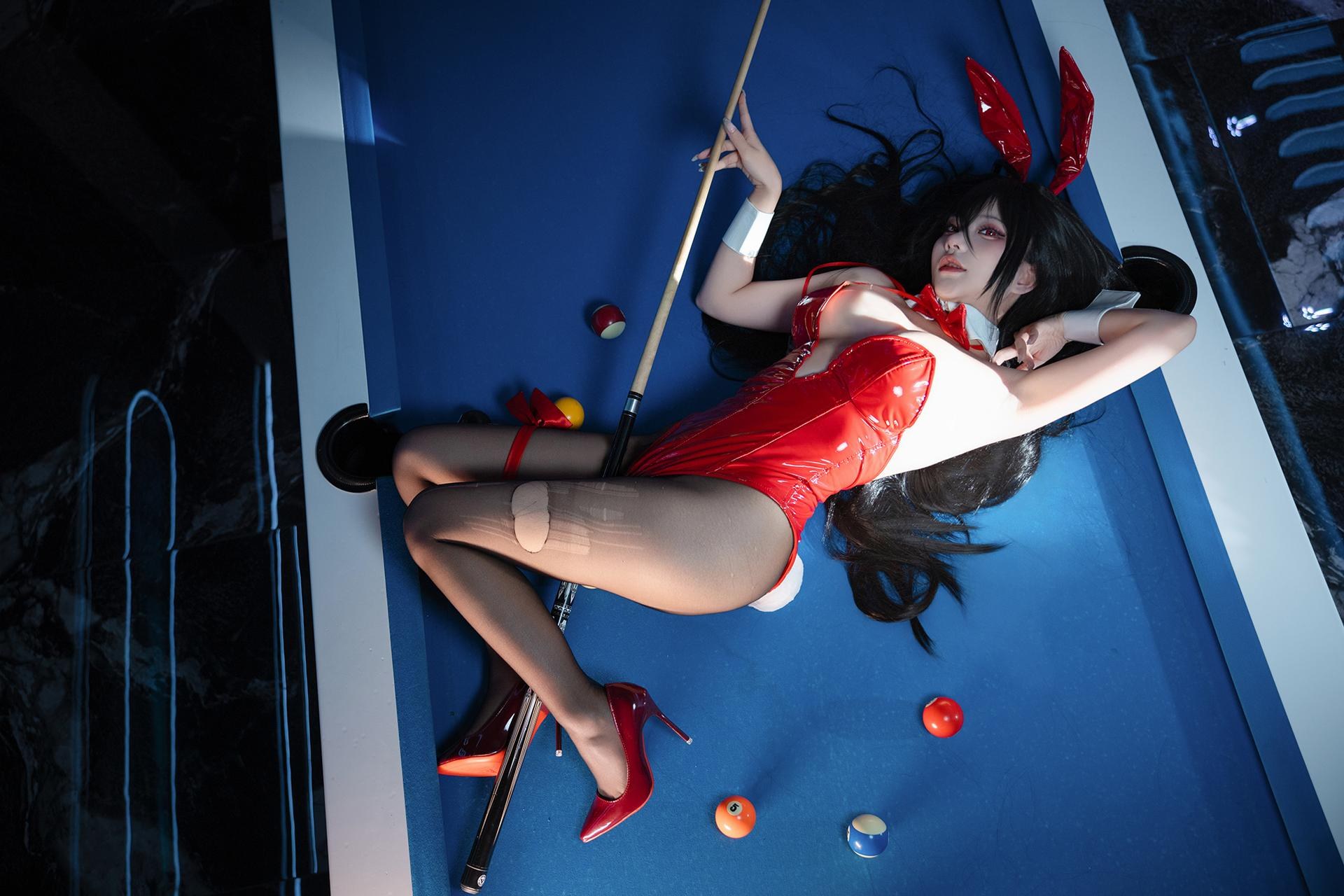 [cosplay] 是一只熊仔吗 - 大鳳：兔女郎美腿大尺度 50P
